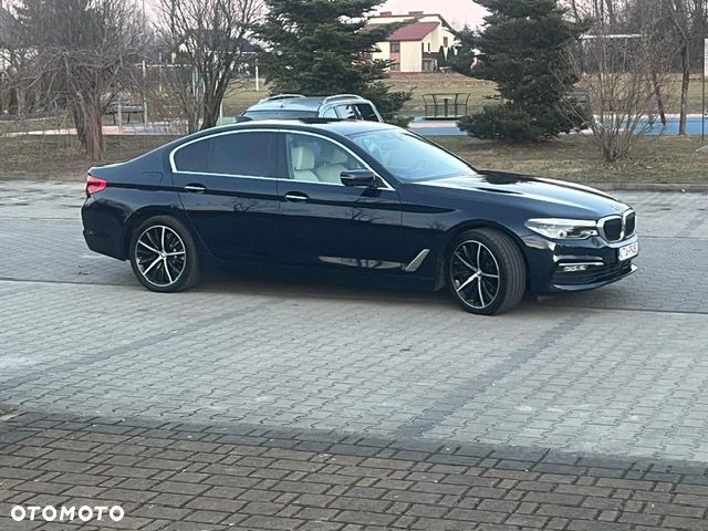 BMW Seria 5 520d xDrive Luxury Line - 3
