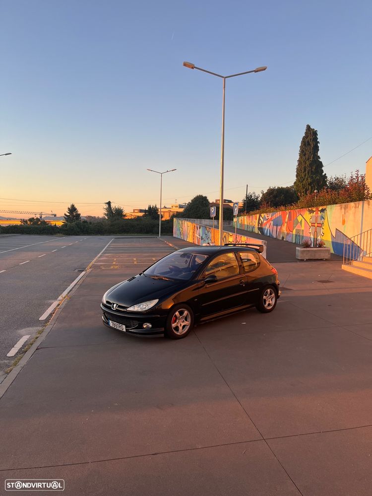 Peugeot 206 1.6 GTi - 1