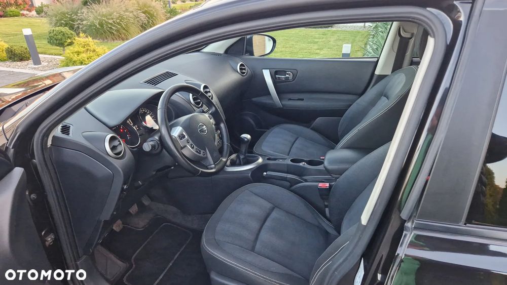 Nissan Qashqai 1.6 visia - 10