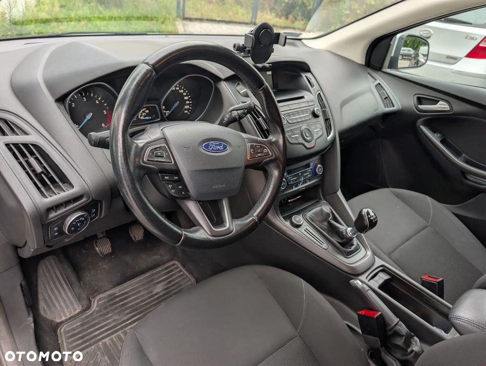 Ford Focus - 9