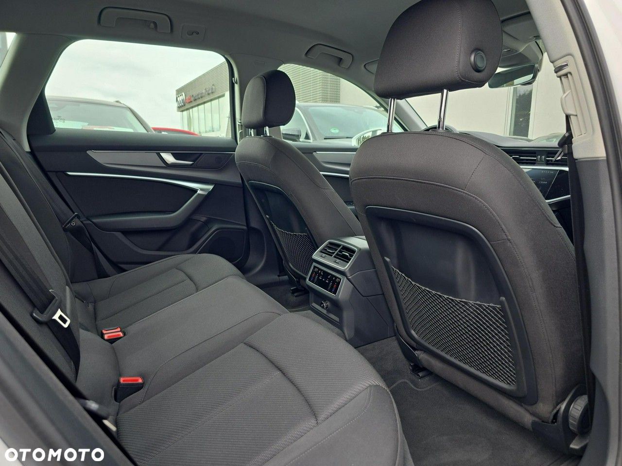 Audi A6 Avant 45 TDI quattro tiptronic - 24