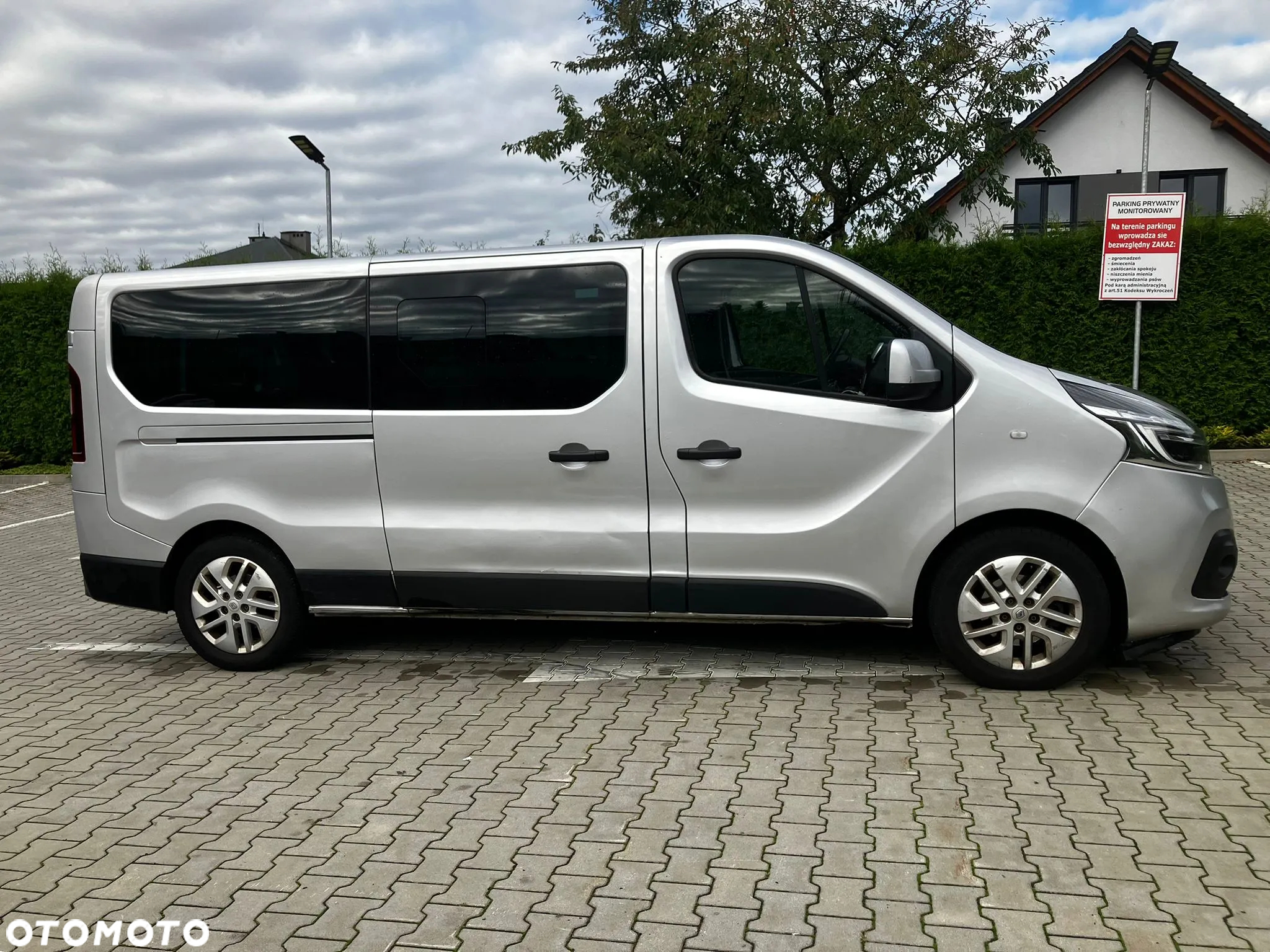 Renault Trafic Grand SpaceClass 2.0 dCi EDC - 16