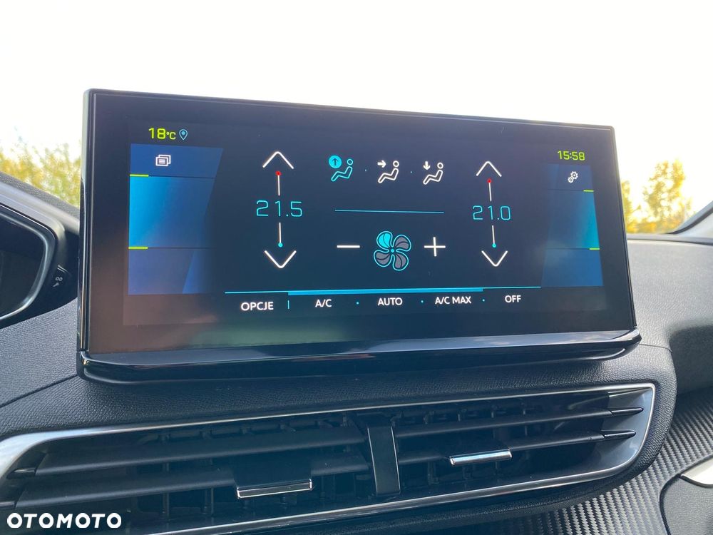Peugeot 3008 225 e-EAT8 Allure Pack - 26