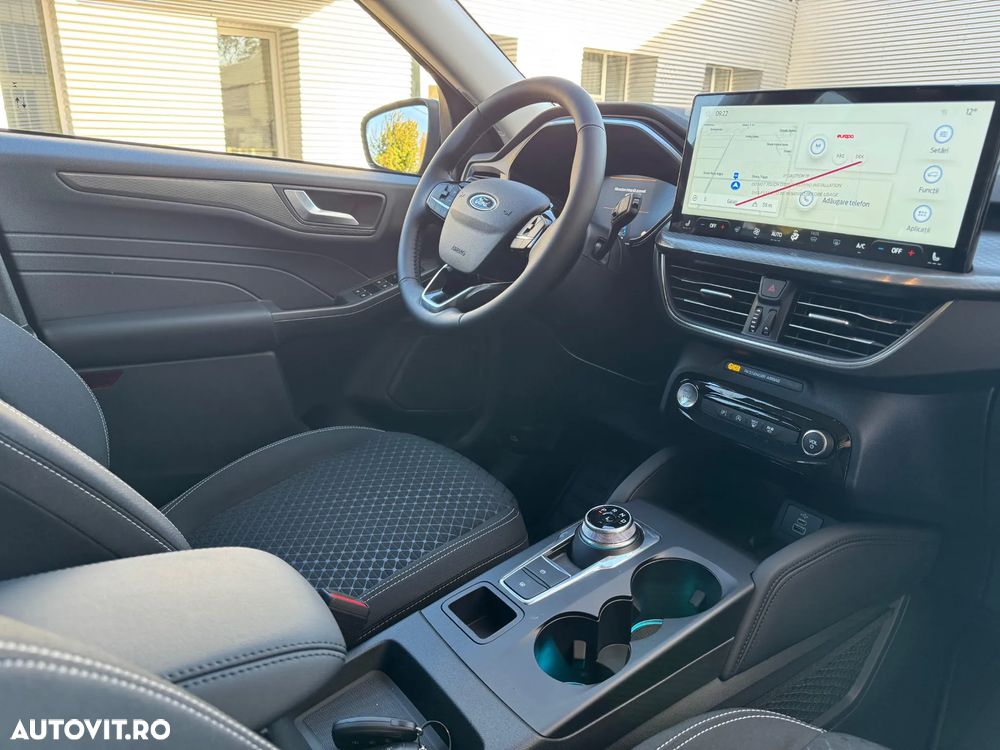 Ford Kuga 1.5 EcoBoost A8 FWD Titanium - 12