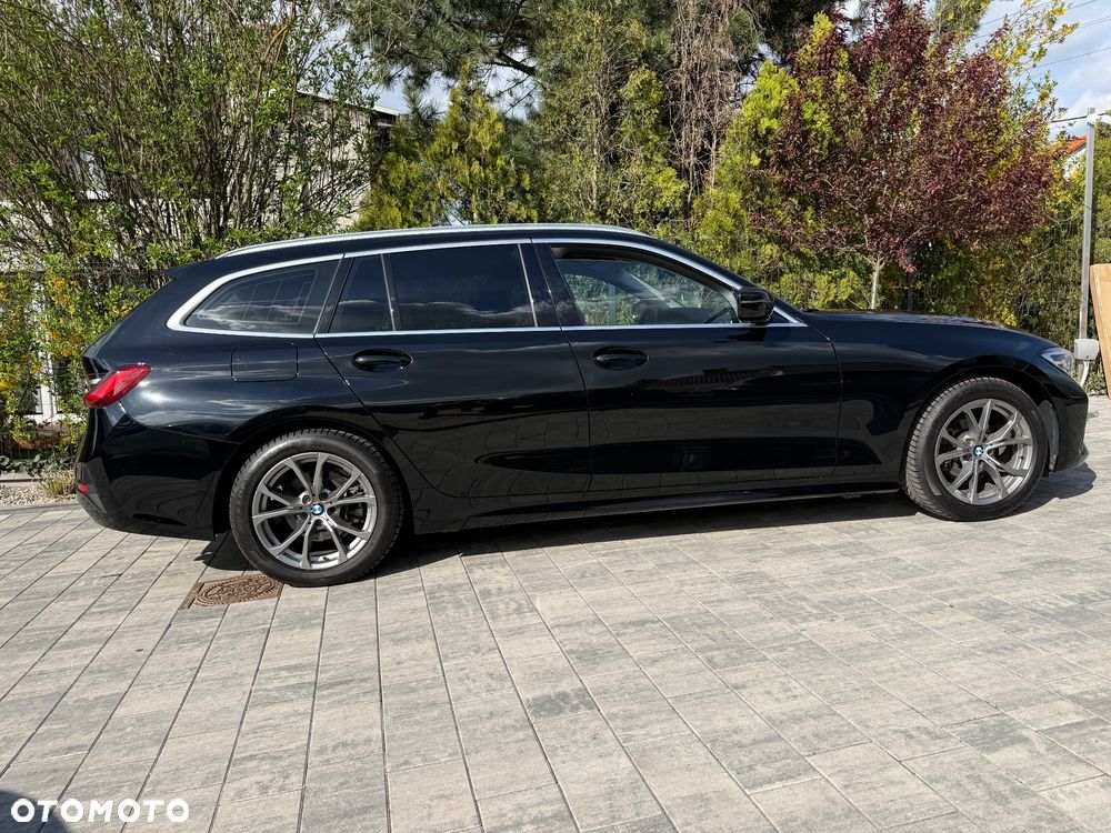 BMW Seria 3 320d Sport Line - 18