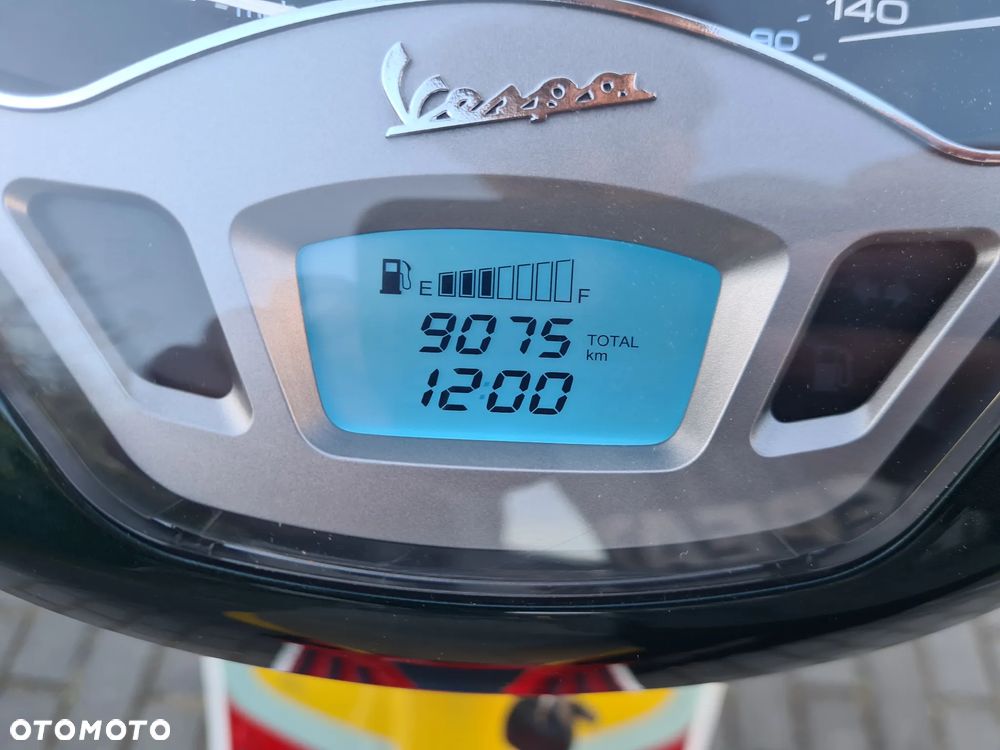 Vespa Primavera - 9