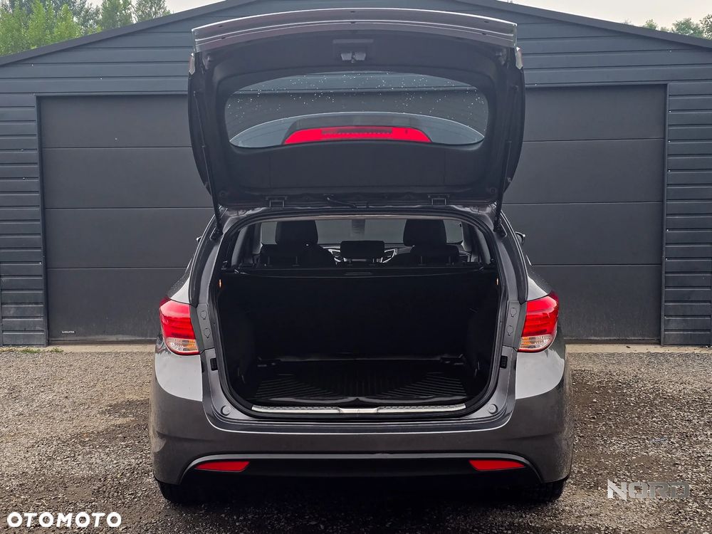 Hyundai i40 Kombi 1.7 CRDi Classic - 10