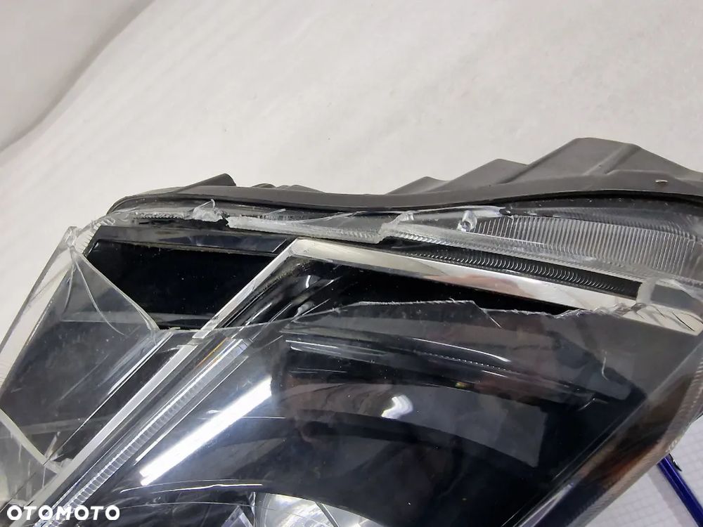 SKODA SUPERB III 3V0 14- BI-XENON BIXENON SKRĘTNY  PRAWY PRAWA LAMPA PRZEDNIA PRZÓD , NR 3V1941016A , NR AUKCJI LL240 - 16