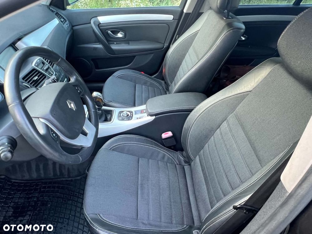 Renault Laguna - 5