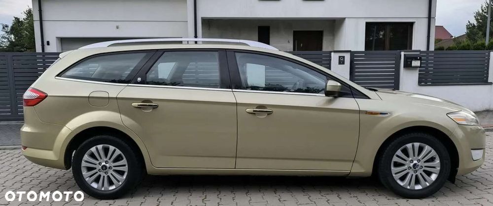 Ford Mondeo - 23