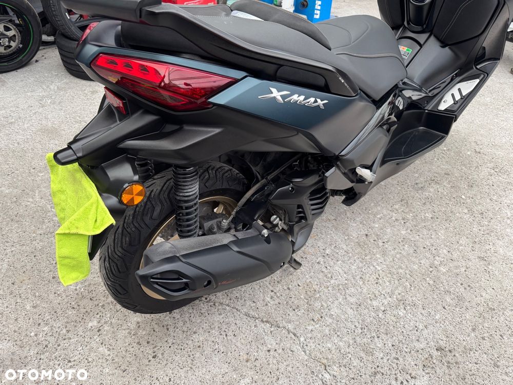 Yamaha X-max - 30