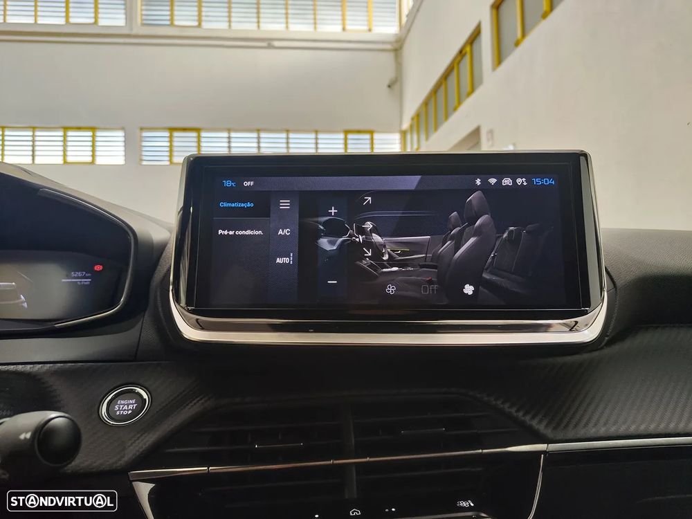 Peugeot e-2008 54 kWh Allure - 24