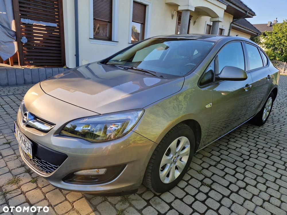 Opel Astra 1.6 Active EU6 - 29