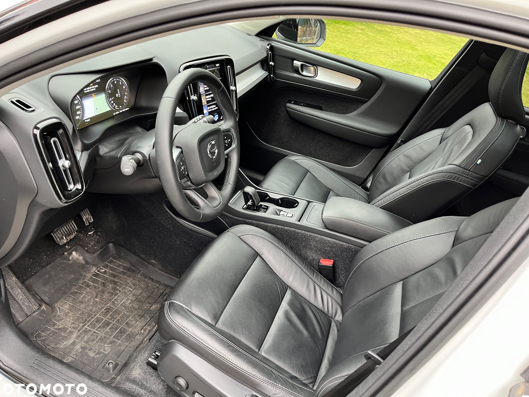 Volvo XC 40 T4 R-Design - 15