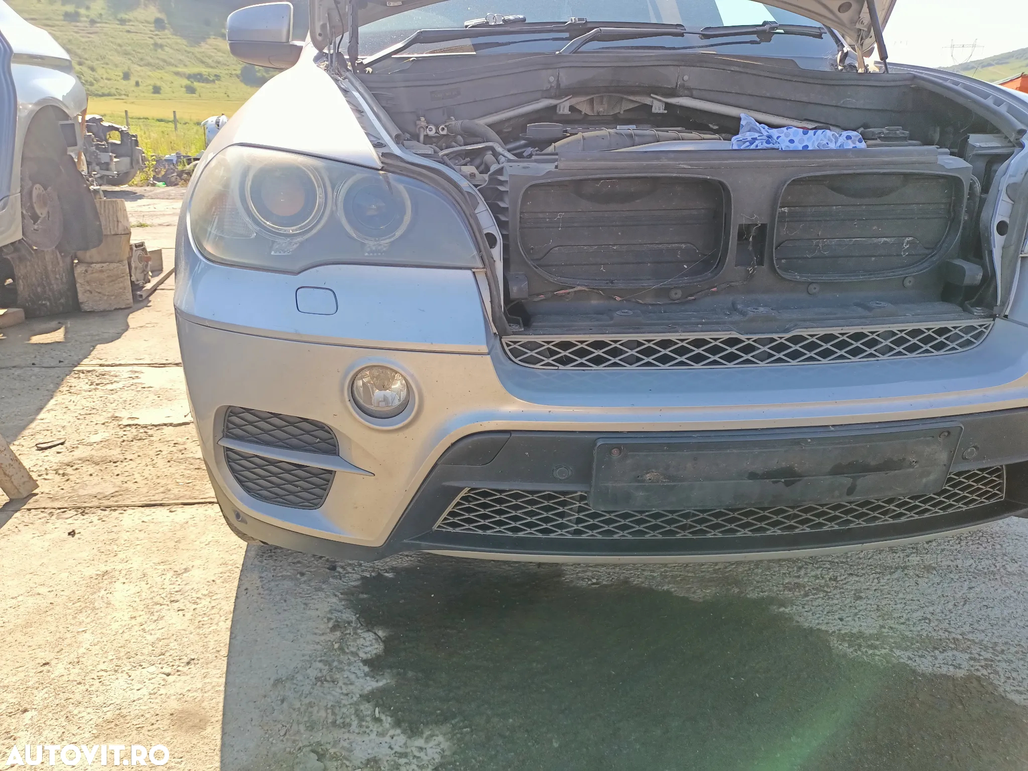 Dezmembrez BMW X5 e70 N57D30A - 14