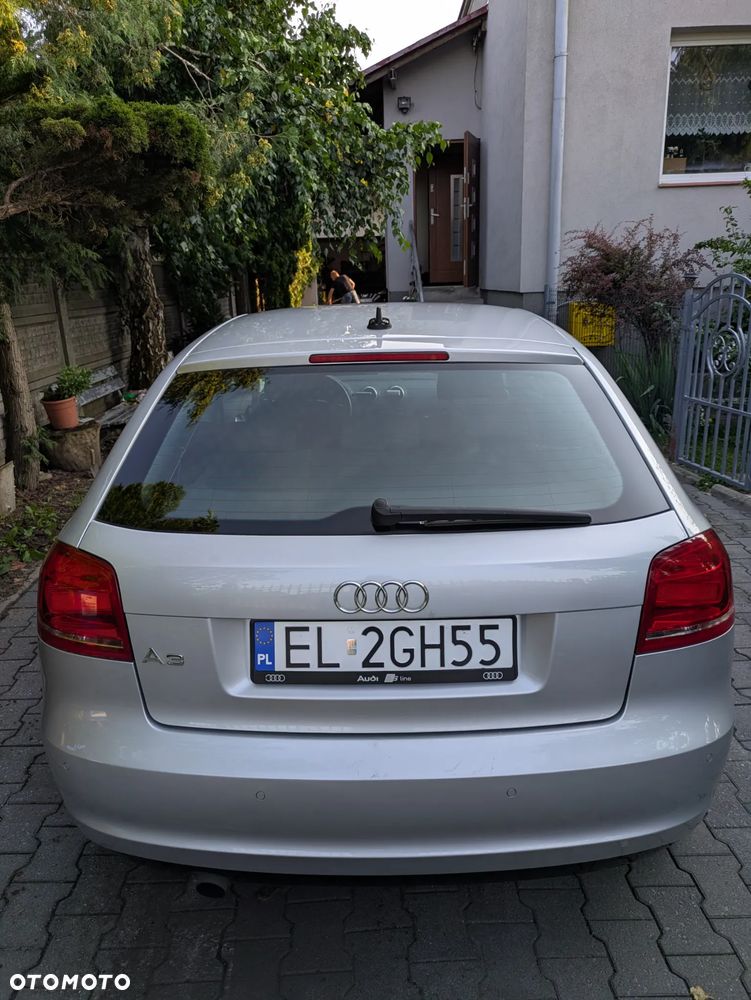 Audi A3 3-drzwiowe 1.6 Ambition - 15