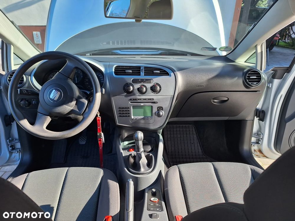 Seat Leon 1.6 Style - 11