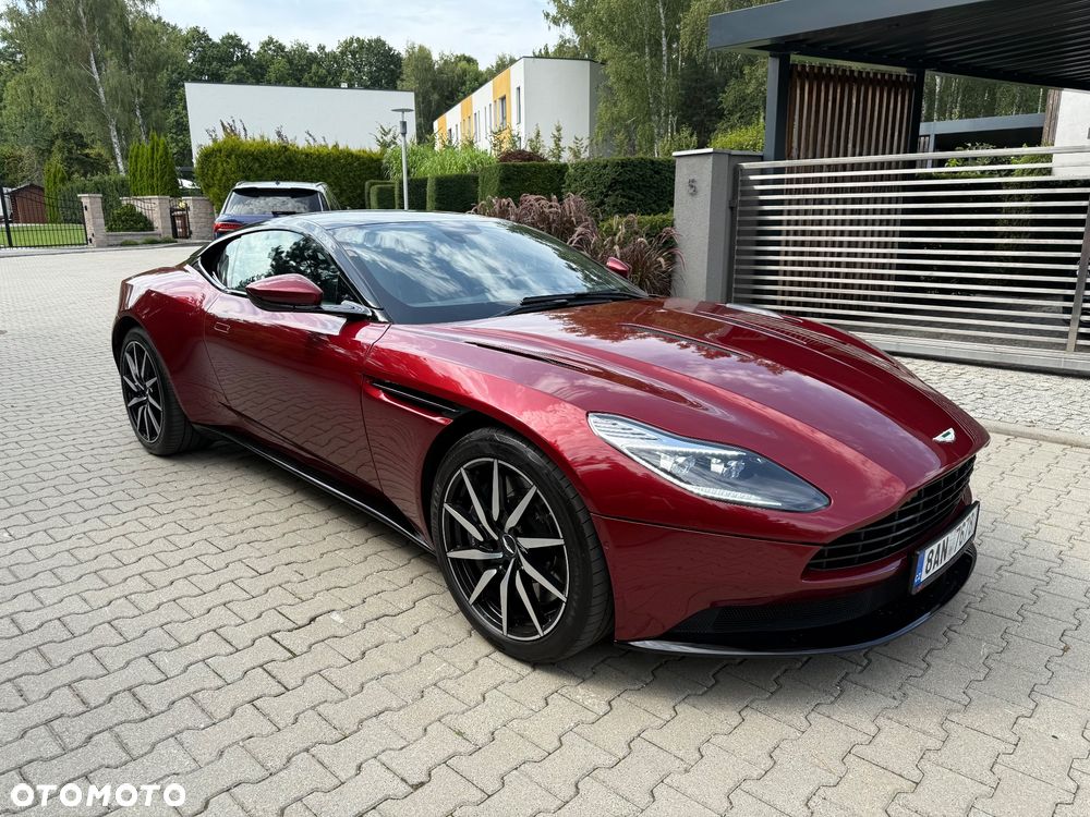 Aston Martin DB11 Launch Edition