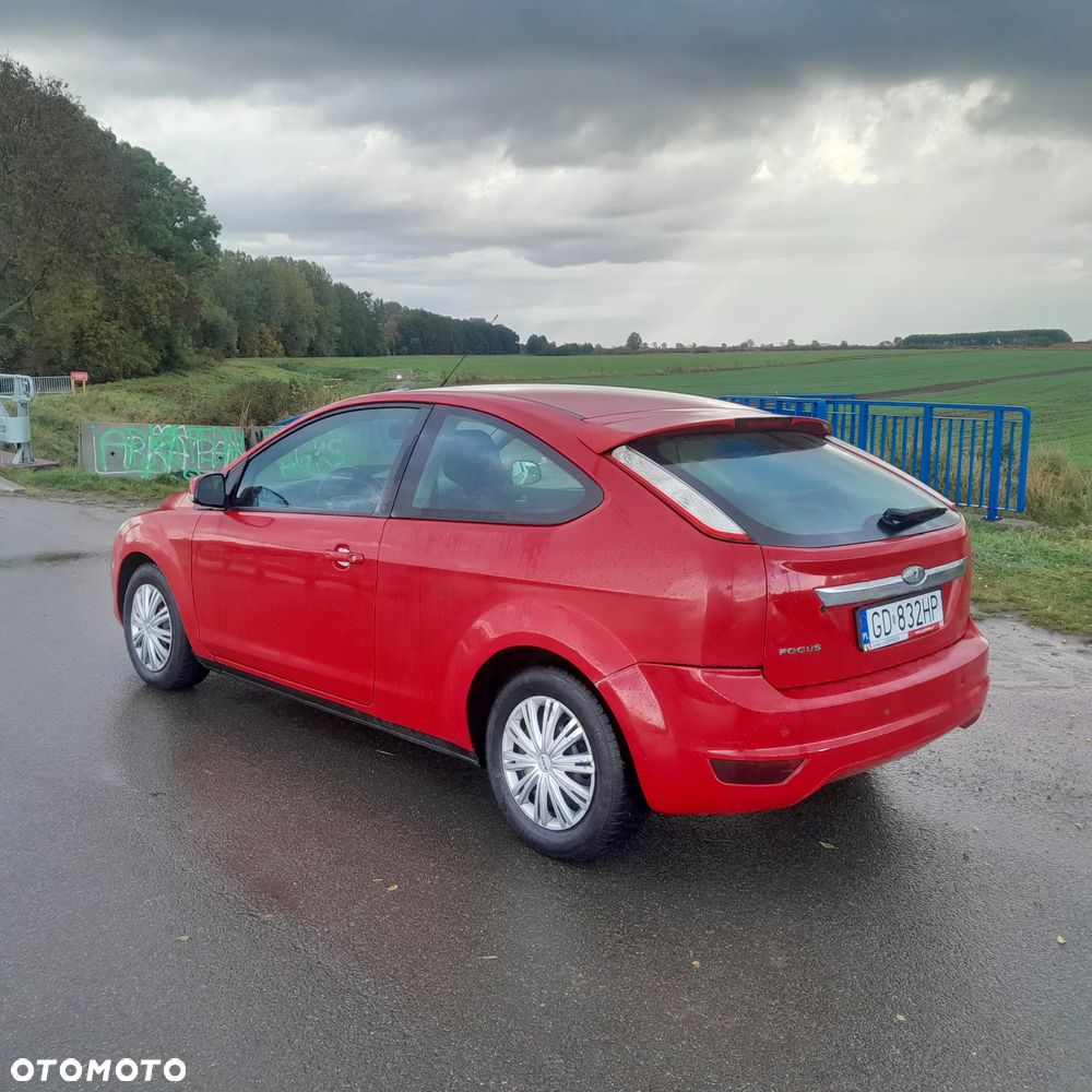 Ford Focus 1.6 TDCi Ambiente - 2