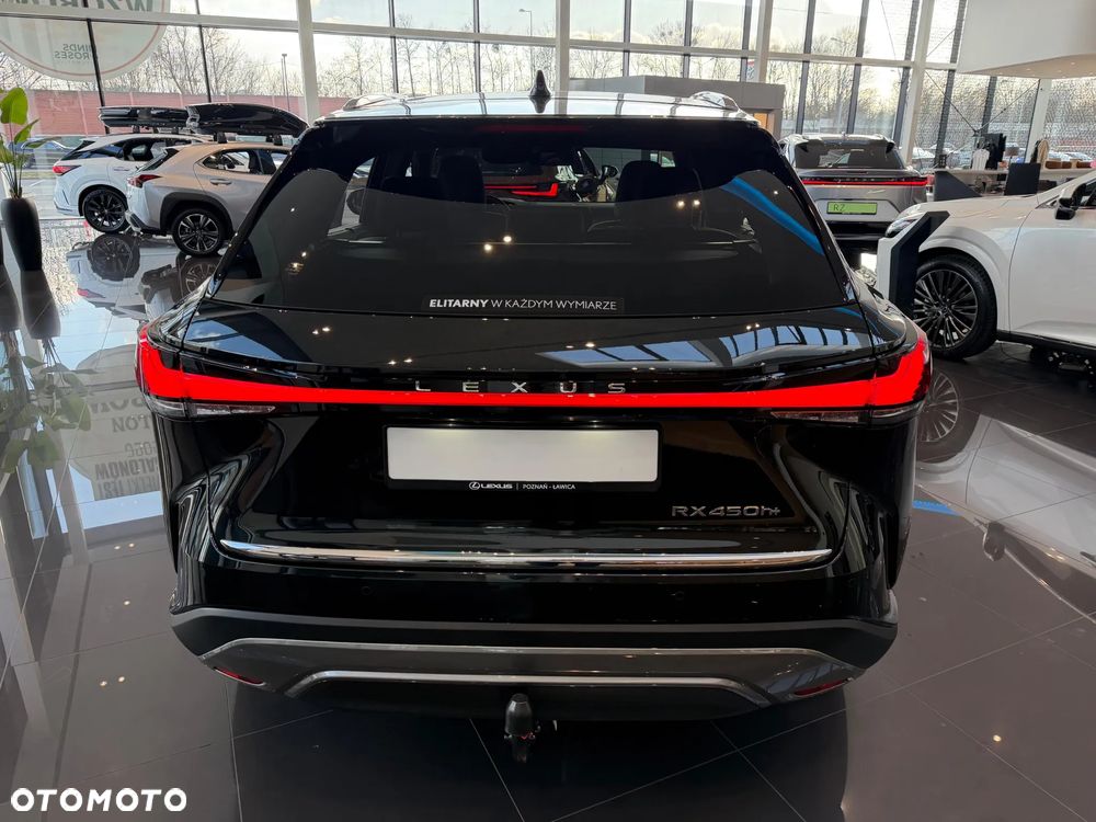 Lexus RX 450h+ Omotenashi - 5