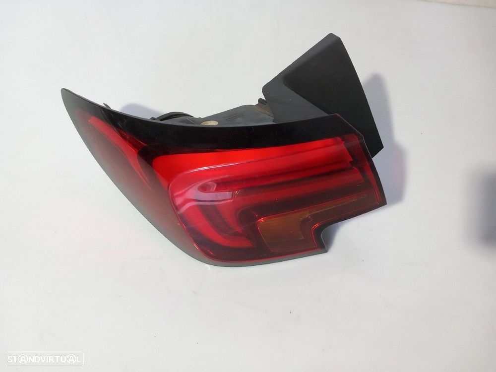 Farolim esquerdo OPEL Astra K - 1