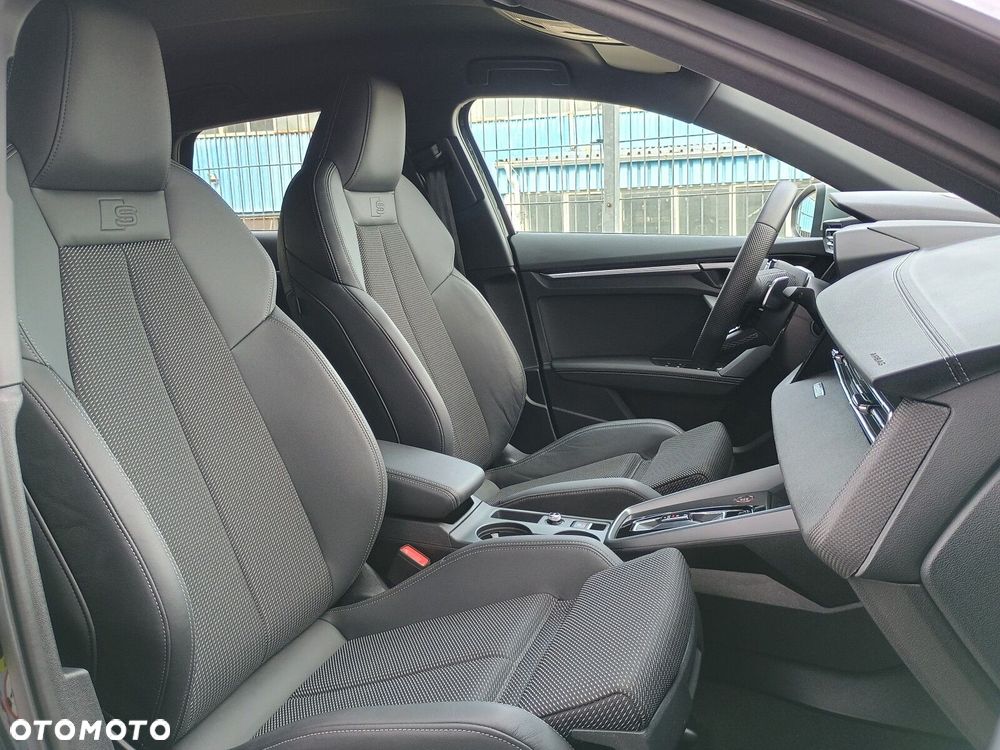 Audi S3 Sportback - 24
