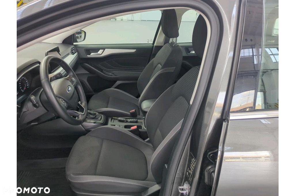 Ford Focus 1.0 EcoBoost Connected - 5
