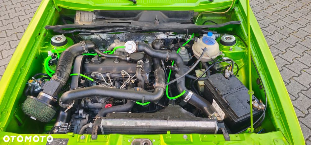 Volkswagen Golf - 10