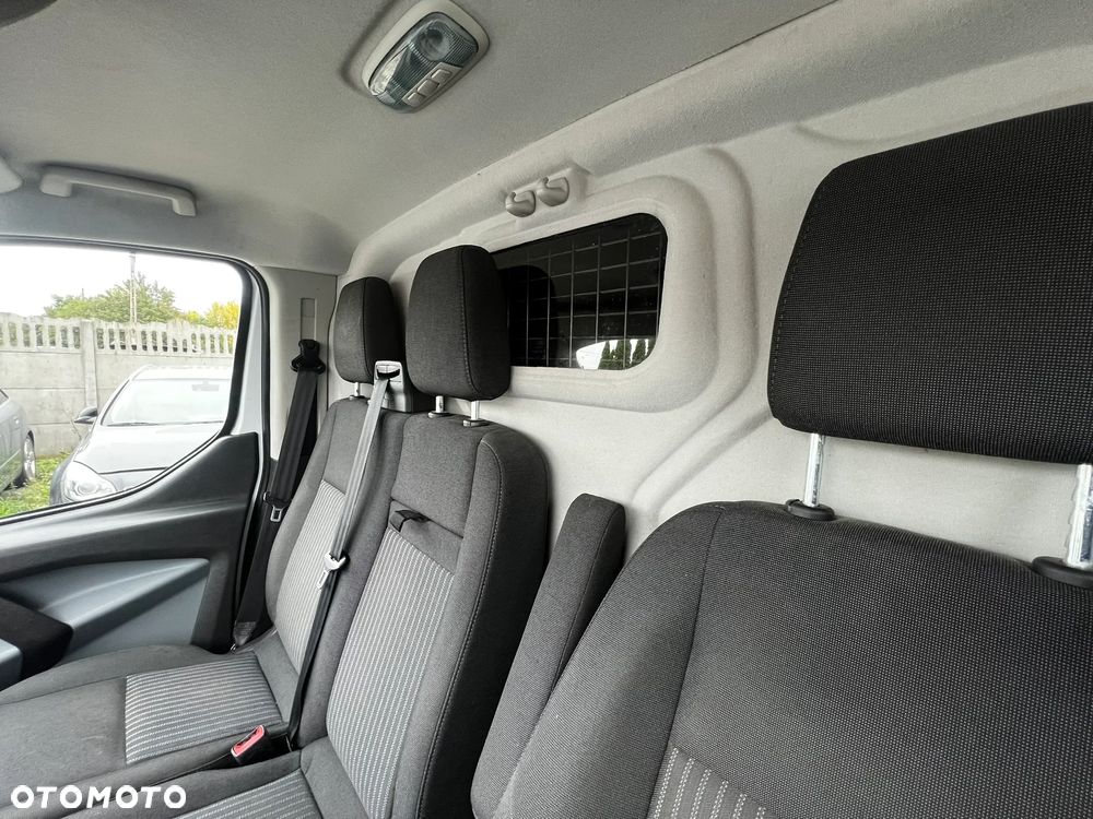 Ford Transit Custom - 22