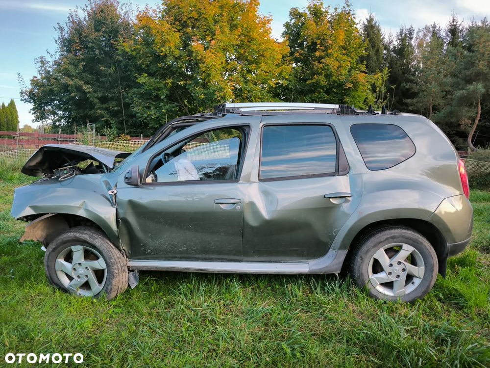 Dacia Duster 2012 photo 2