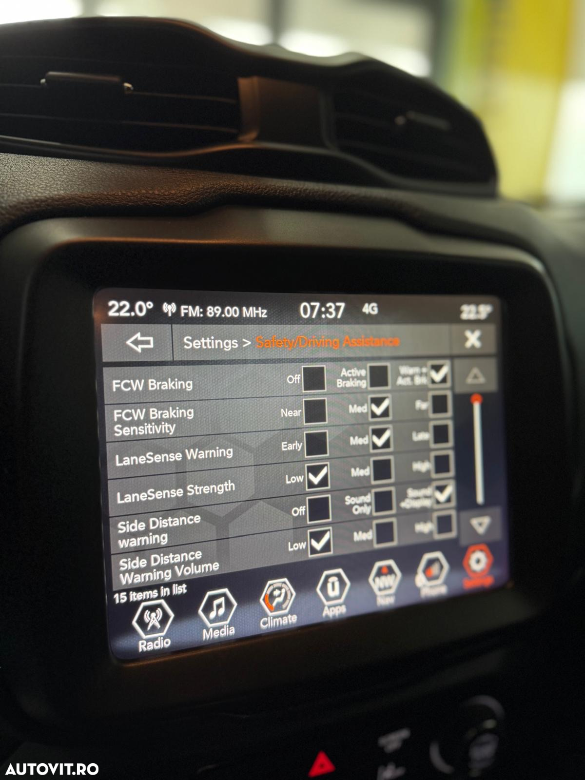Jeep Renegade 1.3 T-GDI 4xe PLUG-IN Hybrid Automatik S - 17
