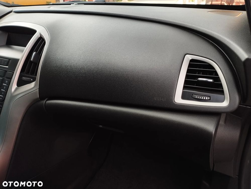Opel Astra - 18