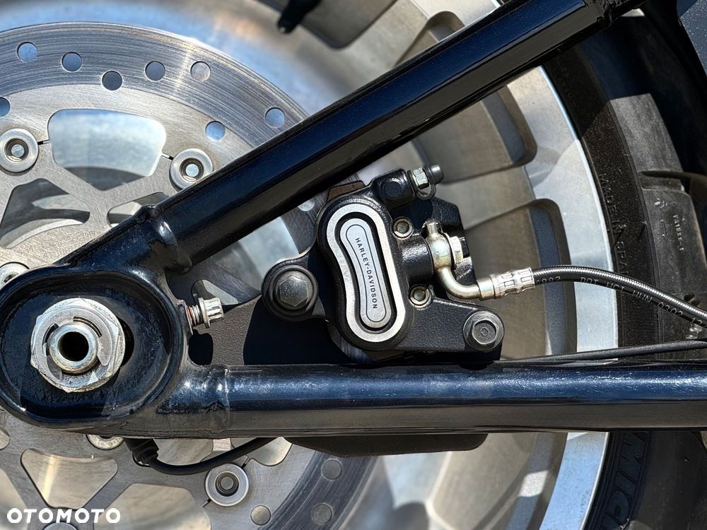 Harley-Davidson Softail Fat Boy - 40