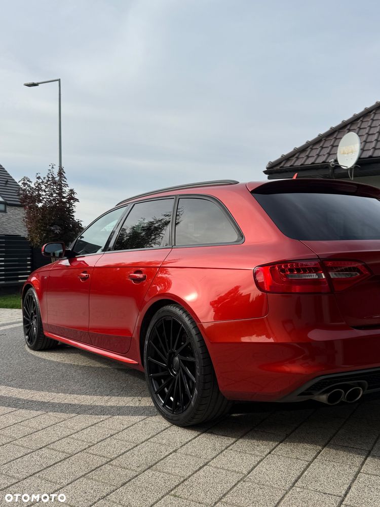 Audi A4 Avant - 31