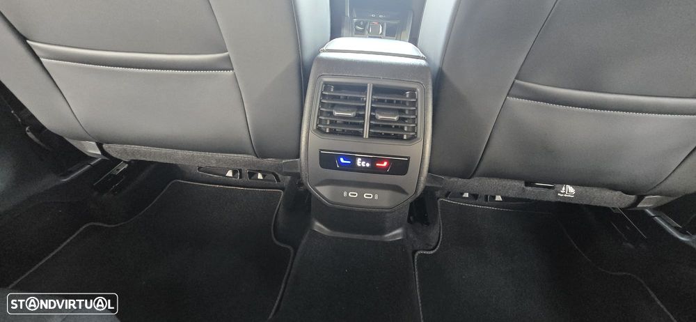 Cupra Formentor 1.4 e-Hybrid DSG - 24