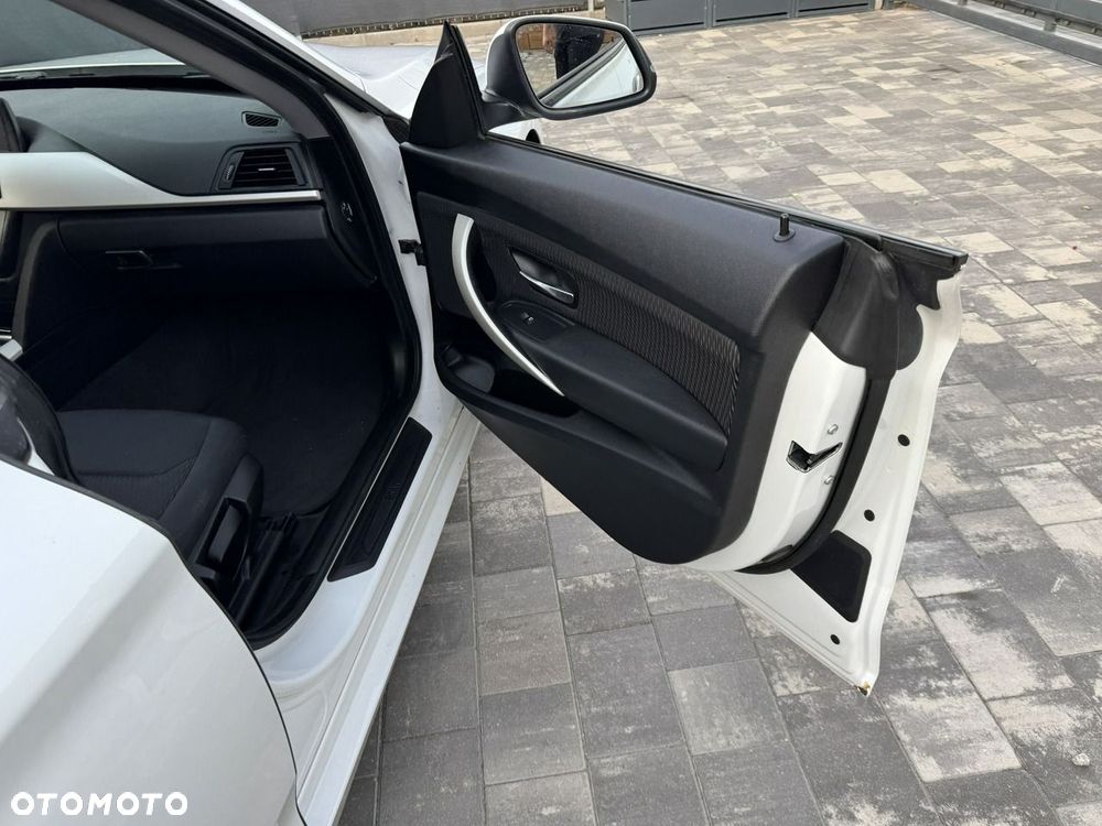 BMW 3GT - 15