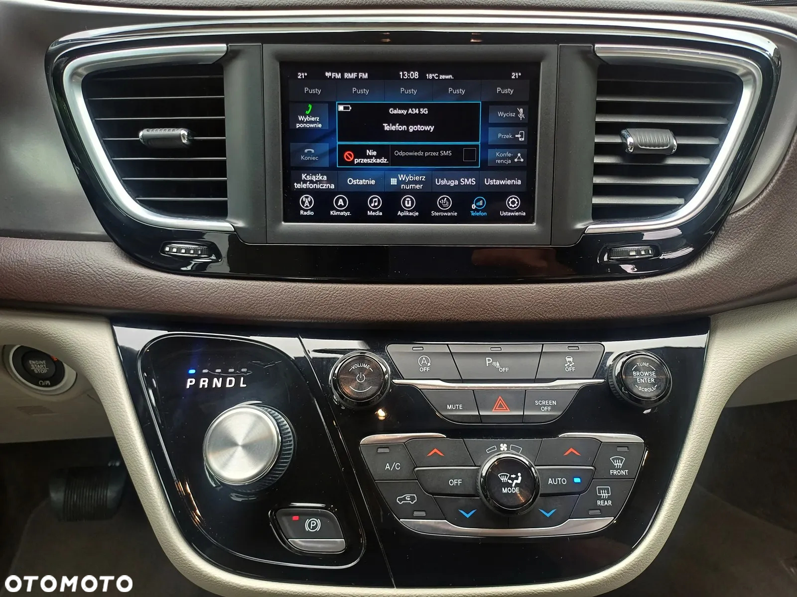 Chrysler Pacifica - 24