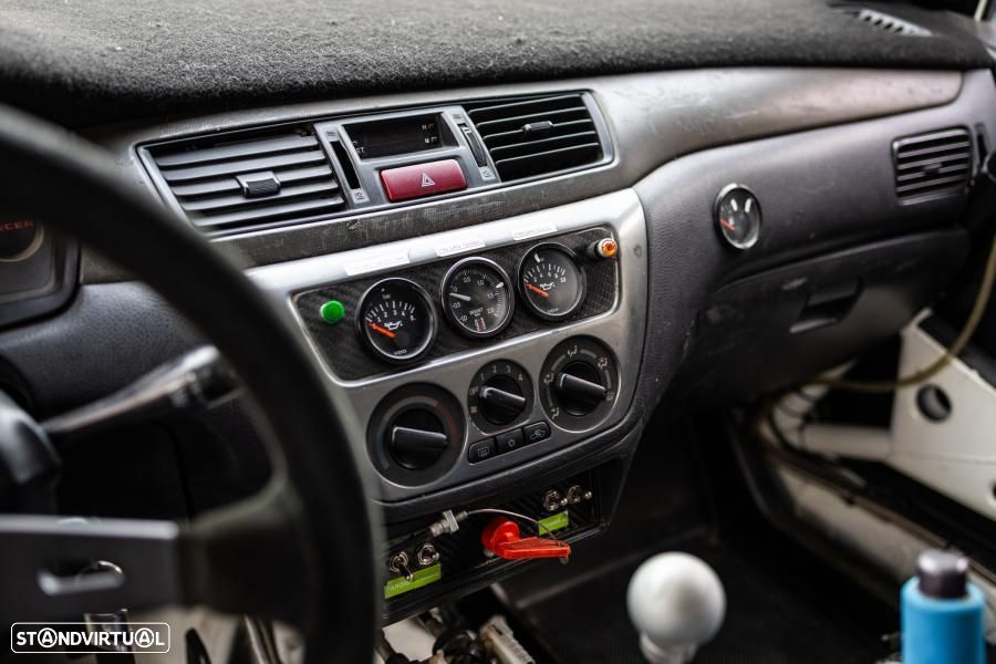 Mitsubishi Lancer Evolution VI - 35