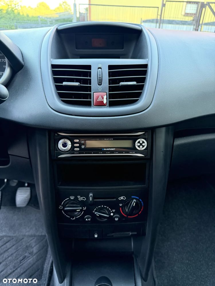 Peugeot 207 1.4 Trendy - 14