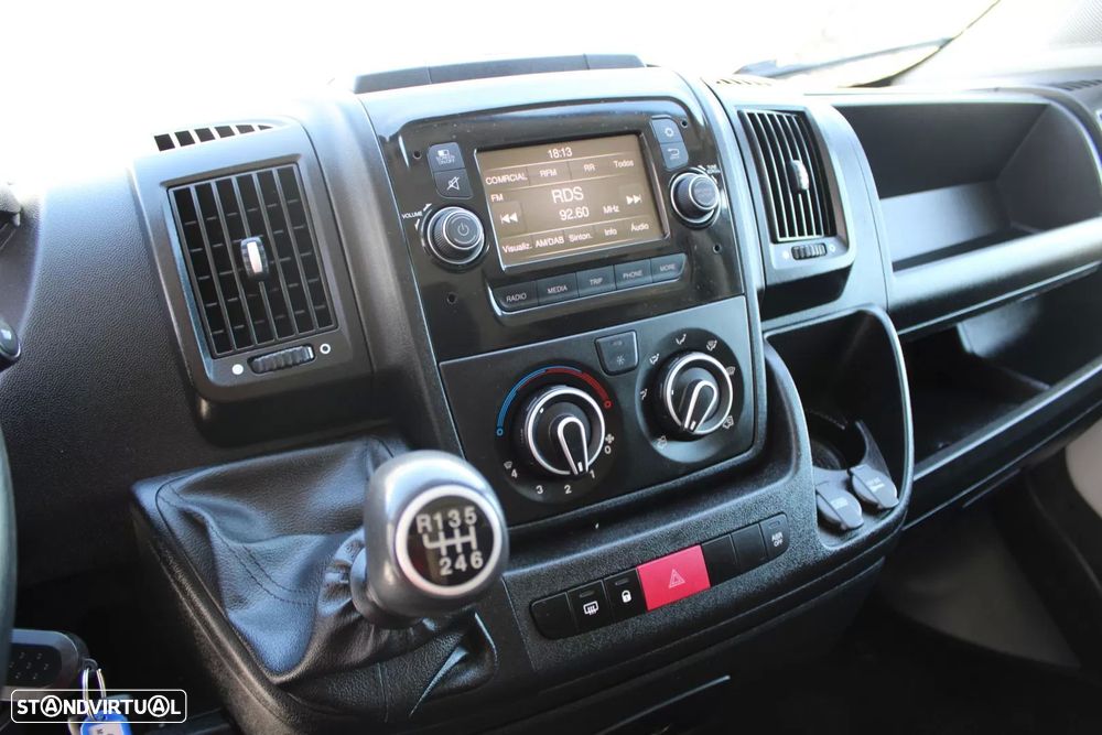 Peugeot Boxer 2.2 BlueHDI Premium - 18