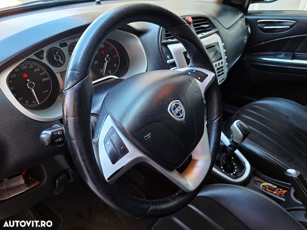 Lancia Delta 1.6 MultiJet Platino - 7