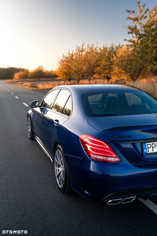 Mercedes-Benz Klasa C AMG 63 AMG Speedshift 7G-MCT - 7