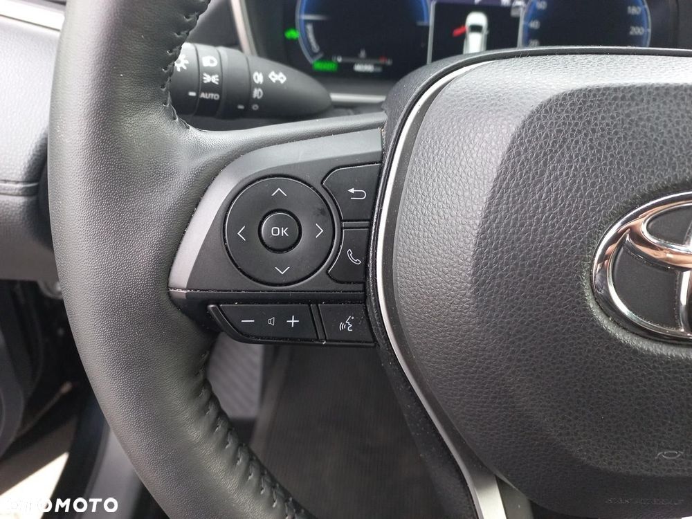 Toyota Corolla Cross 2.0 Hybrid Executive - 17