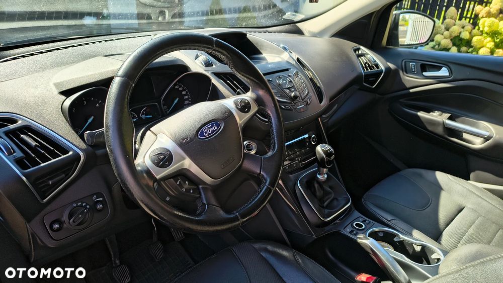 Ford Kuga 2.0 TDCi Titanium - 10