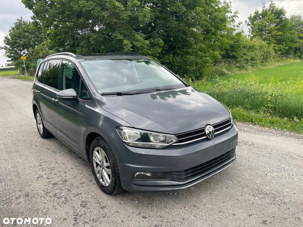Volkswagen Touran - 3