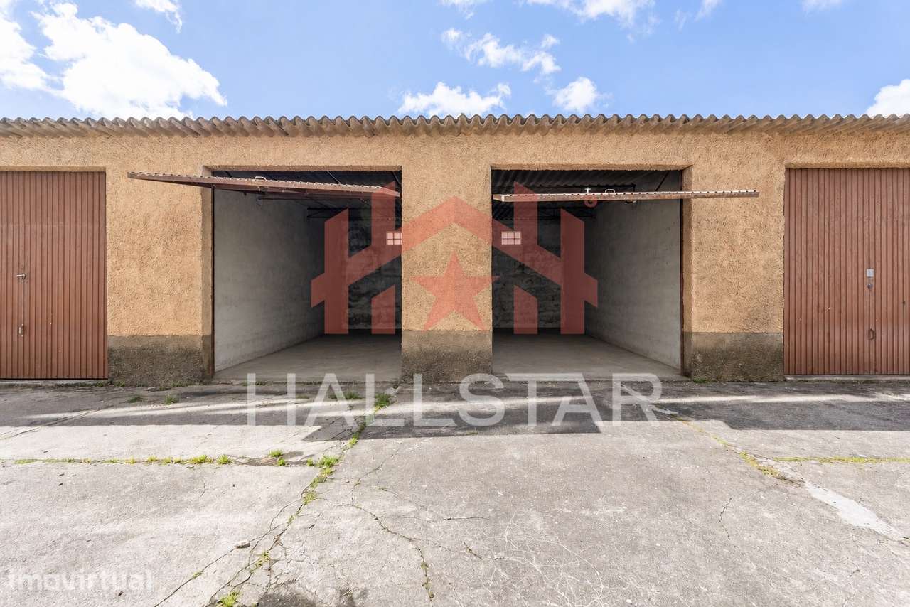 Garagem Exterior / Centro da Cidade de Leiria - Grande imagem: 2/15