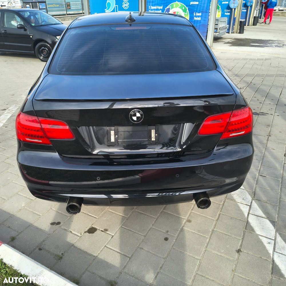 BMW Seria 3 335d Aut. Edition Exclusive - 14