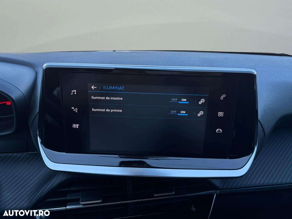 Peugeot 2008 1.2 L PureTech STT Active - 12