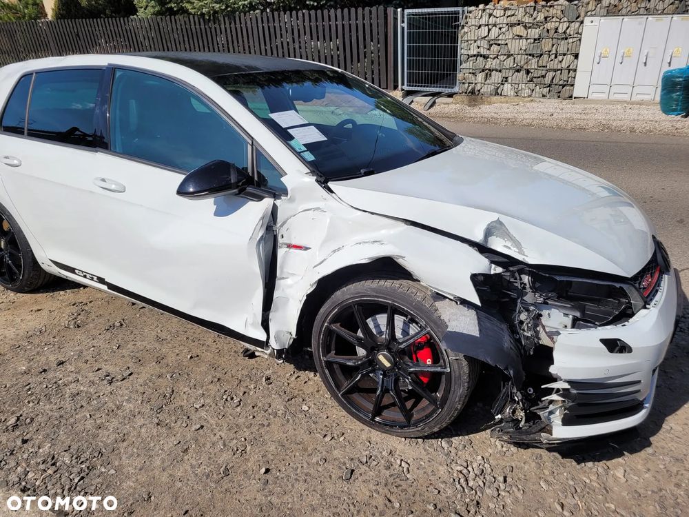 Volkswagen Golf 2.0 TSI BMT GTI - 21