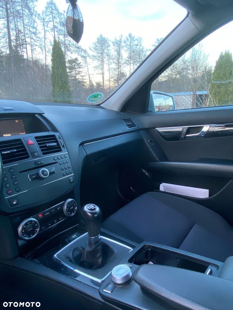 Mercedes-Benz Klasa C 180 Kompressor BlueEFFICIENCY - 6
